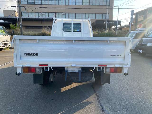Mazda Bongo Truck 7