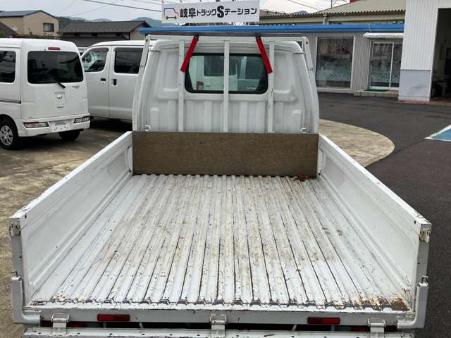 Mazda Bongo Truck 12