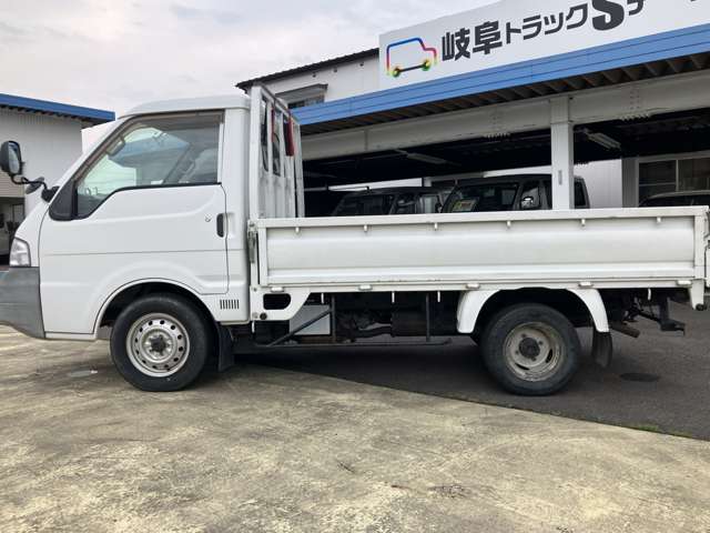 Mazda Bongo Truck 10