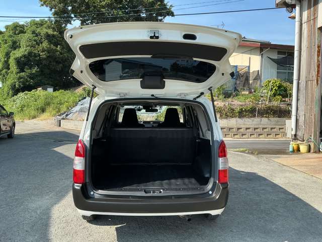 Toyota Probox Van 8