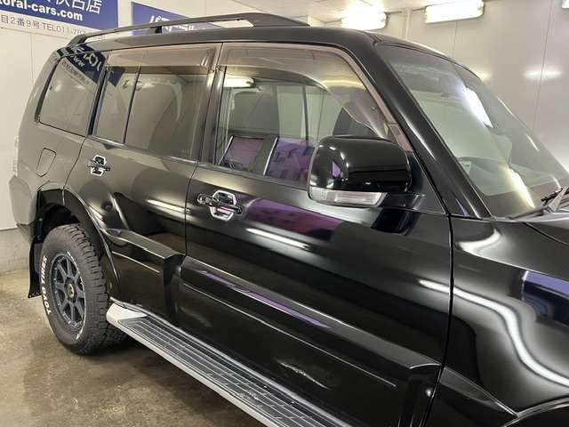 Mitsubishi Pajero 10