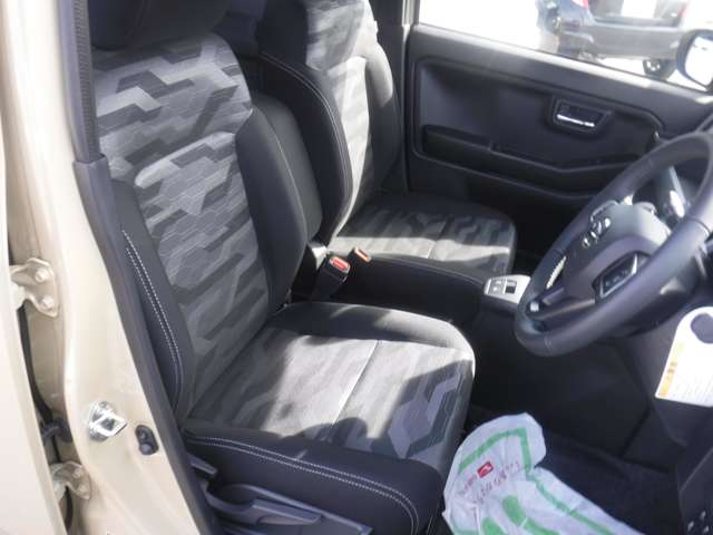 Daihatsu Taft 9