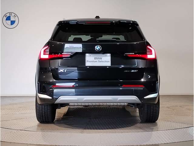 BMW X1 8