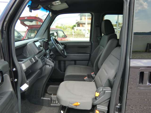 Honda N-VAN 11