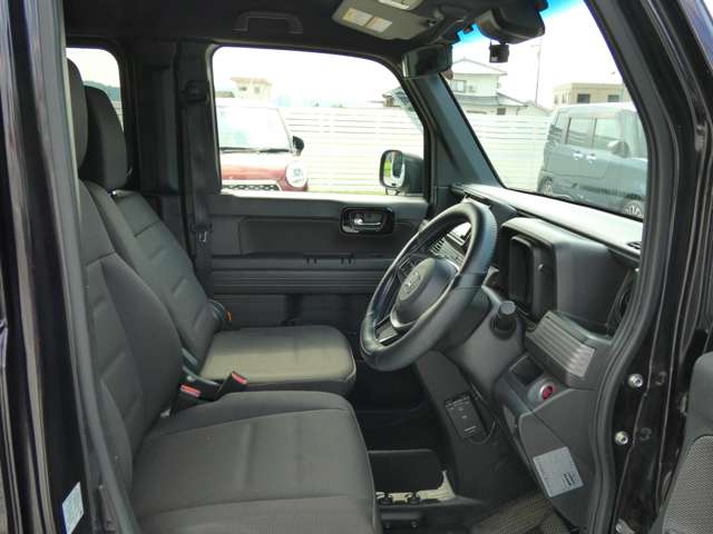 Honda N-VAN 12