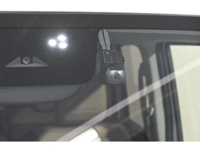 Mitsubishi Delica Mini 9