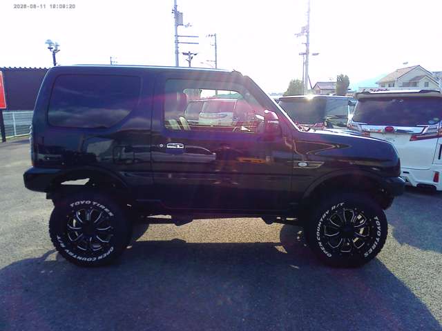 Suzuki Jimny 6