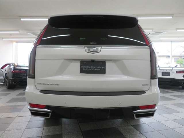 Cadillac エスカレード 3