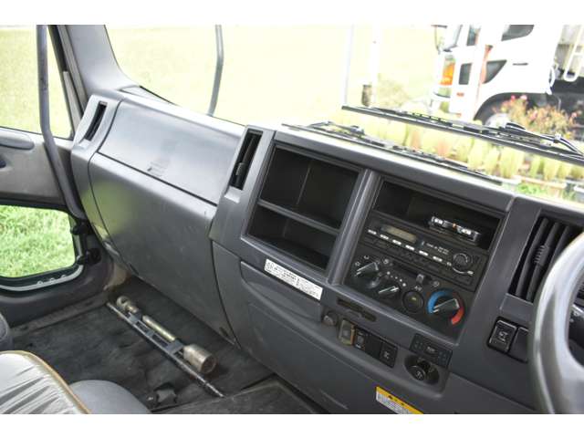 Isuzu Forward 12