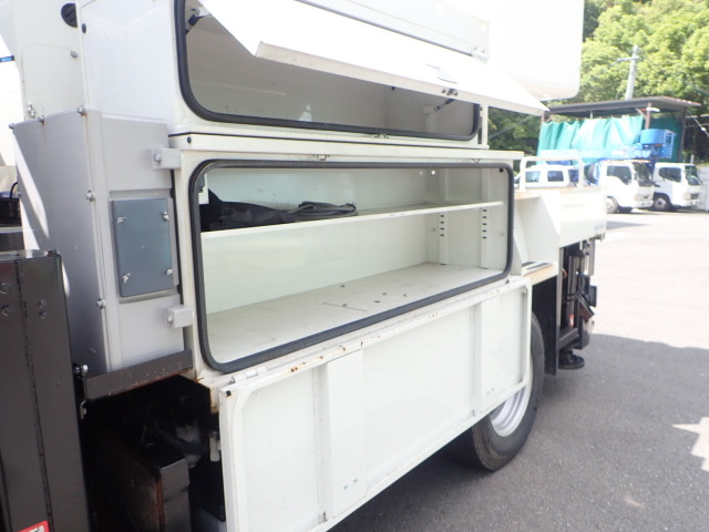 Isuzu Elf 12