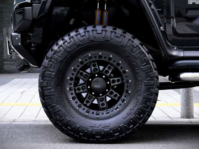 Hummer H2 12