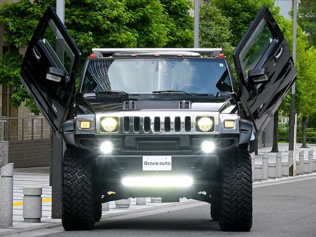 Hummer H2 3