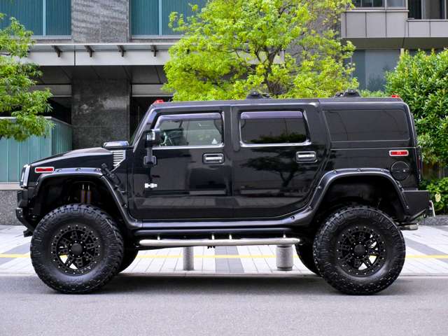 Hummer H2 6