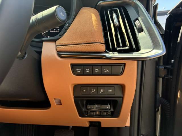 Mazda CX-80 9