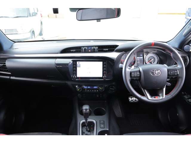 Toyota Hilux 7
