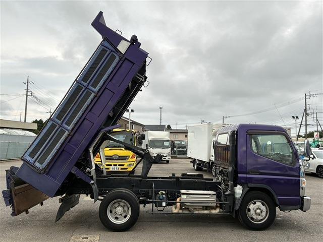 Mitsubishi Fuso Canter 9