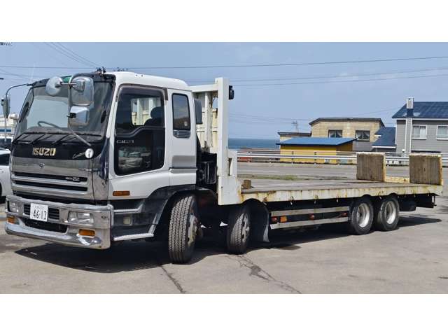 Isuzu Giga 3