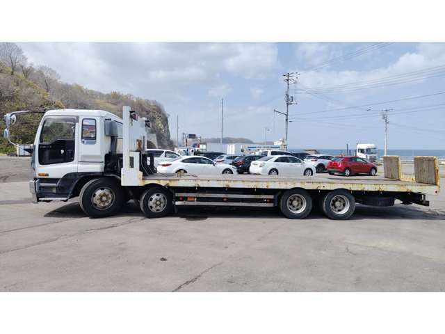 Isuzu Giga 7