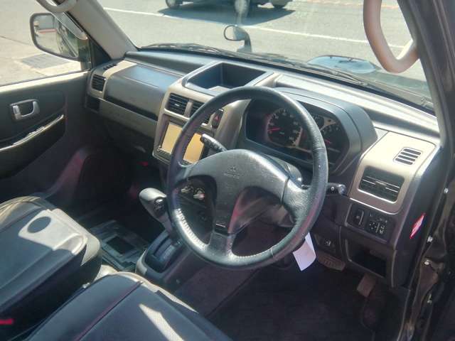 Mitsubishi Pajero Mini 10