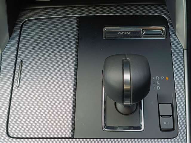 Mazda CX-80 9