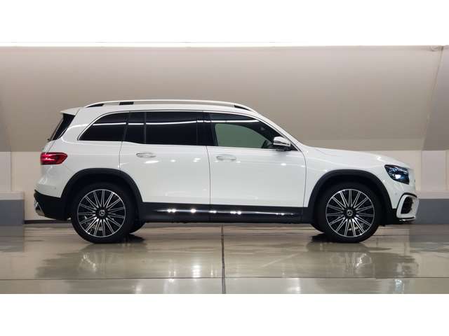 Mercedes-Benz GLB 7