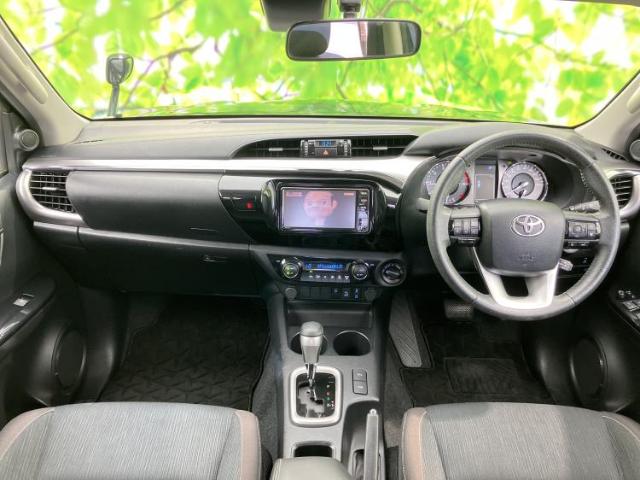 Toyota Hilux 2