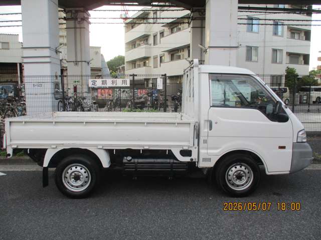 Mazda Bongo Truck 4