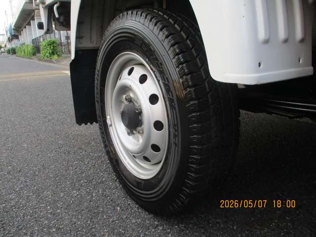 Mazda Bongo Truck 9