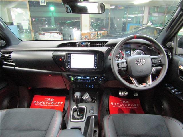 Toyota Hilux 6
