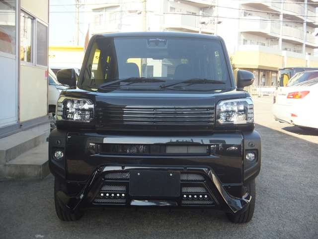 Daihatsu Taft 2