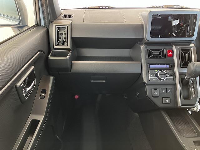 Daihatsu Taft 11