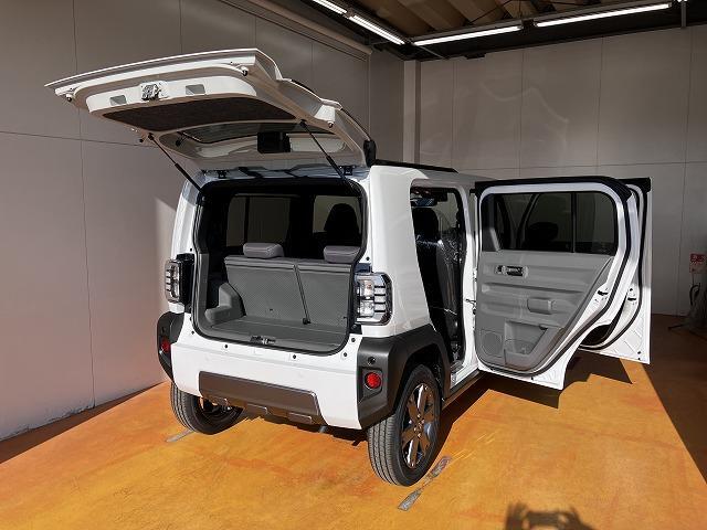 Daihatsu Taft 9