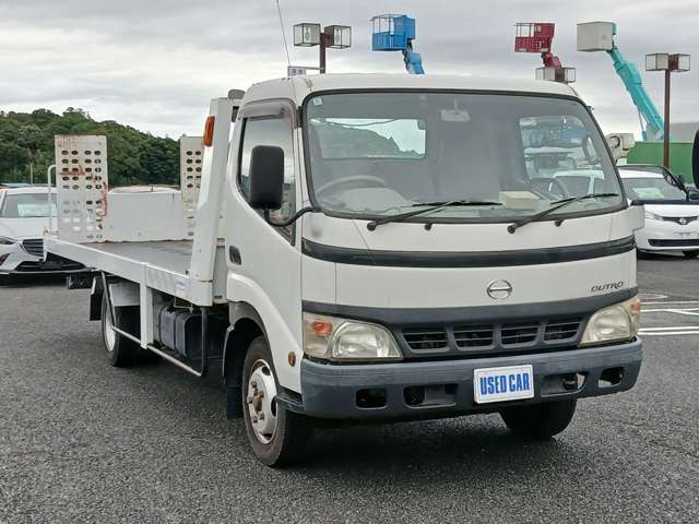Hino Dutro 4