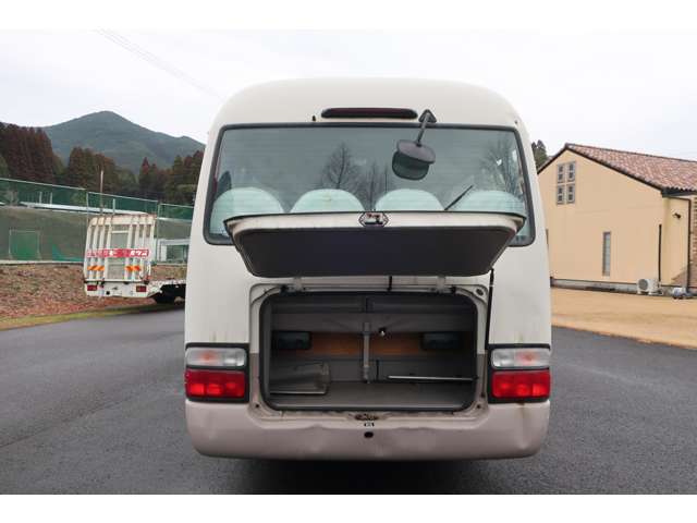 Hino Liesse II 6