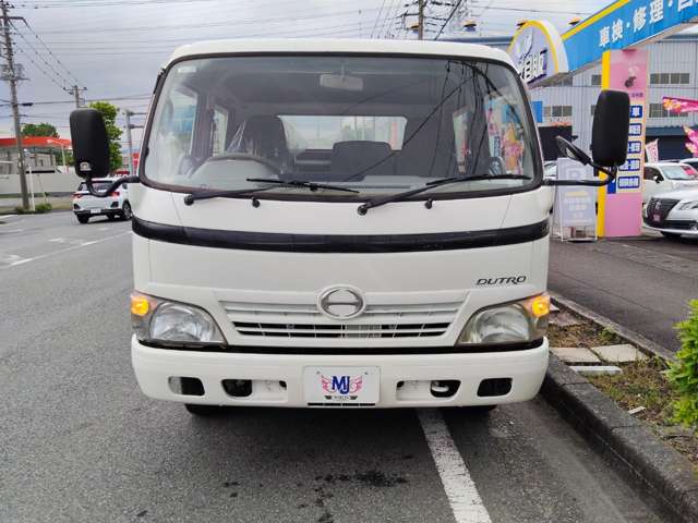 Hino Dutro 5