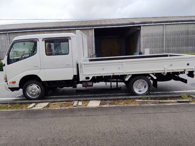 Hino Dutro 10