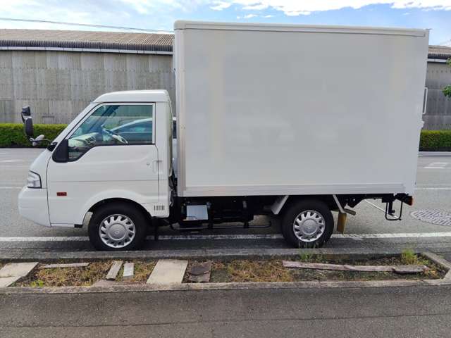 Mazda Bongo Truck 11