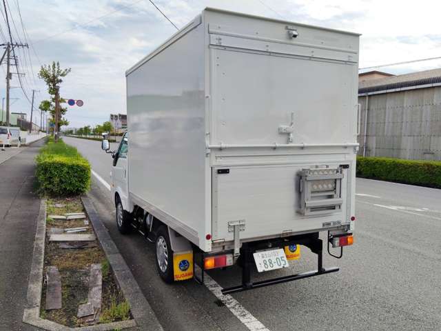 Mazda Bongo Truck 8