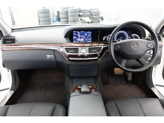 Mercedes-Benz S-Class 2
