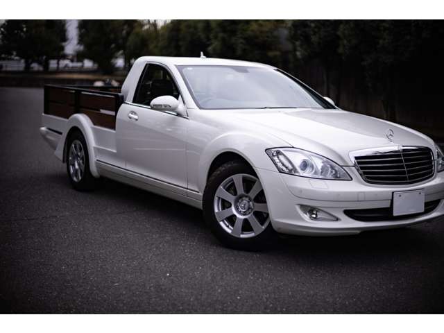 Mercedes-Benz S-Class 4