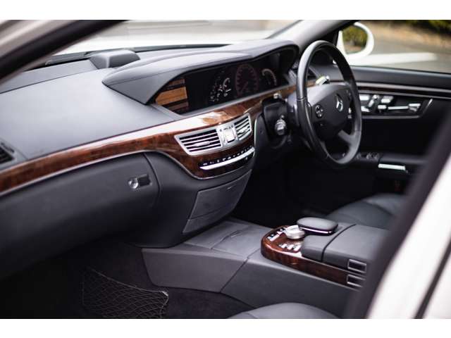 Mercedes-Benz S-Class 6