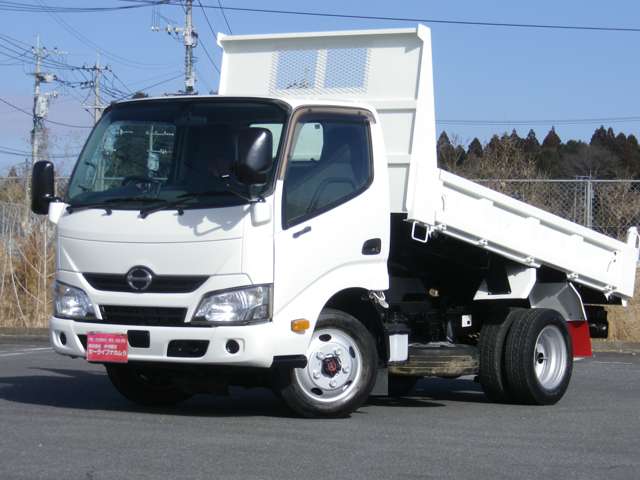 Hino Dutro 2