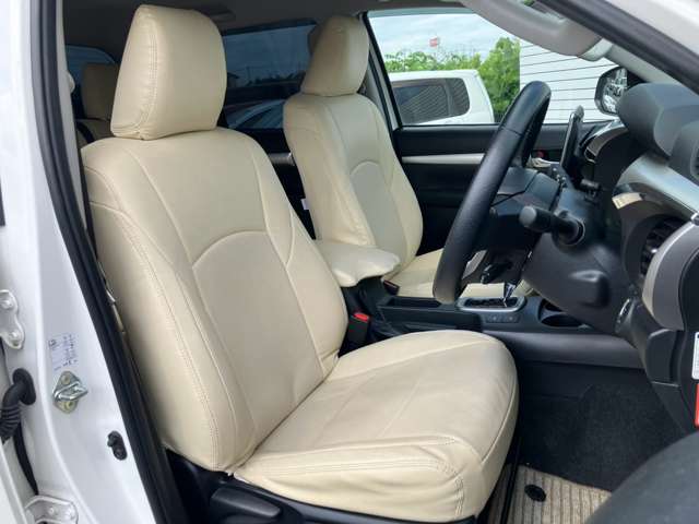 Toyota Hilux 12