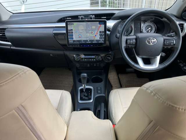Toyota Hilux 3
