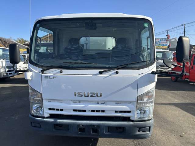Isuzu Elf 2