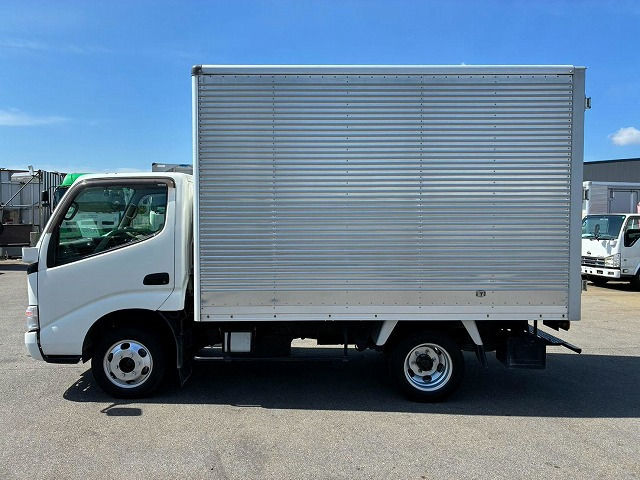 Toyota Toyoace 11