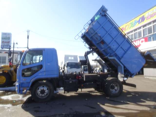 Mitsubishi Fuso Fighter 4