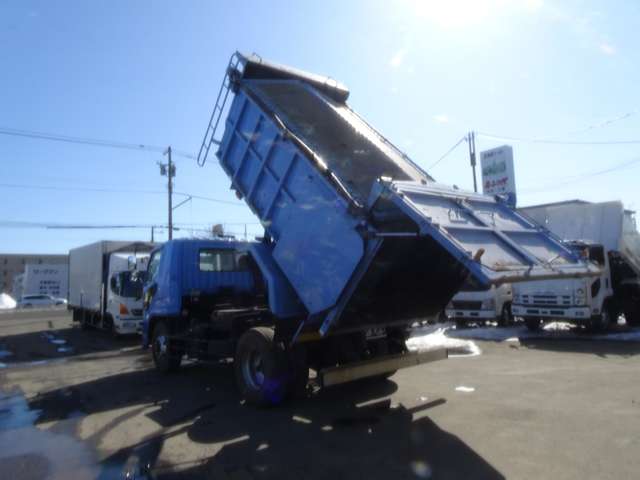 Mitsubishi Fuso Fighter 5