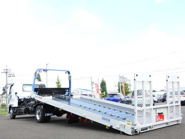 Mitsubishi Fuso Fighter 4