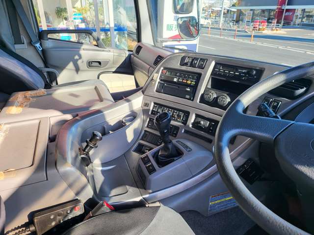 UD Trucks Quon 4